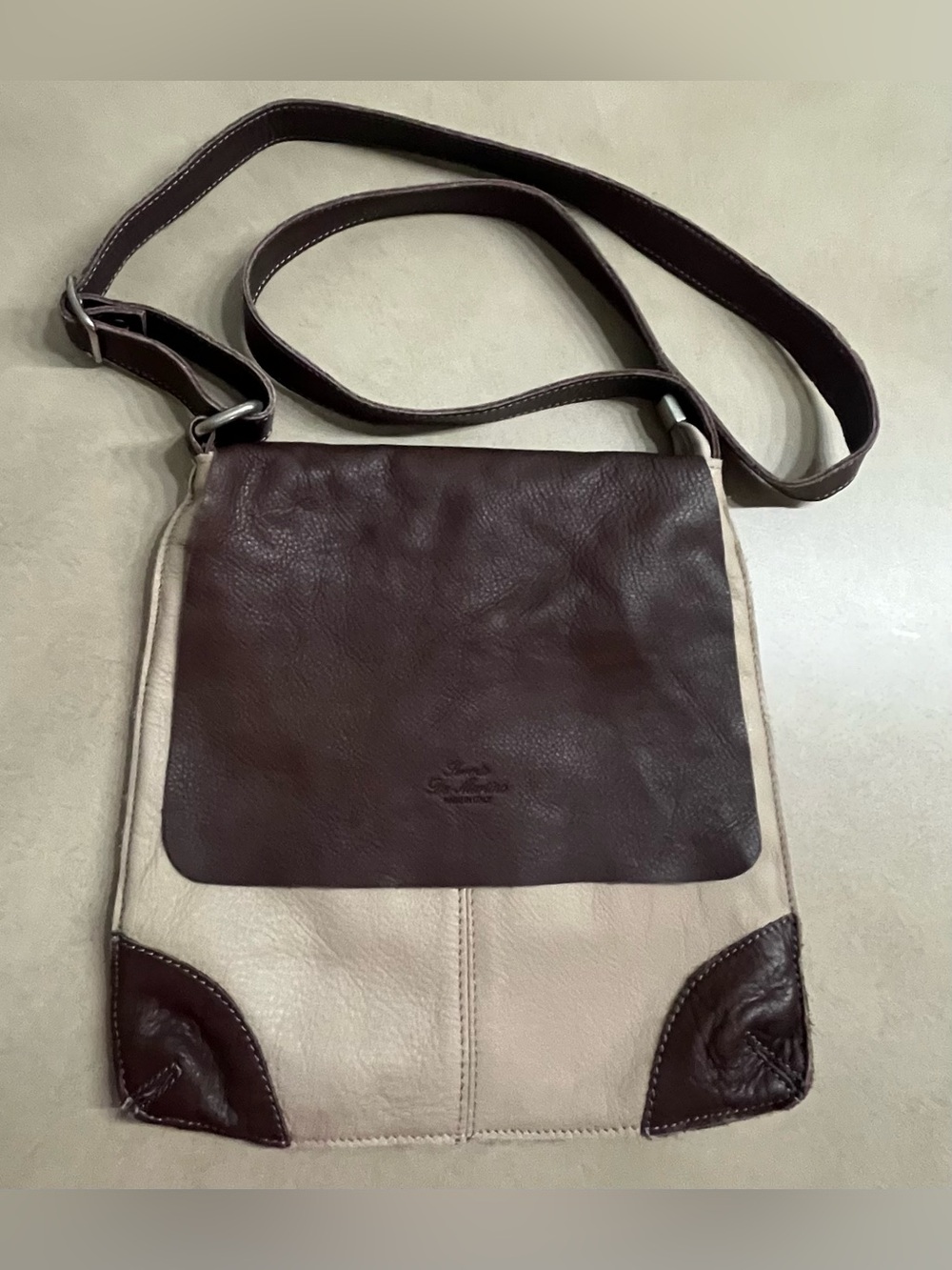Sorrento De Martino Italy Made 1990s Vintage Flap-over Crossbody Cream/Espresso